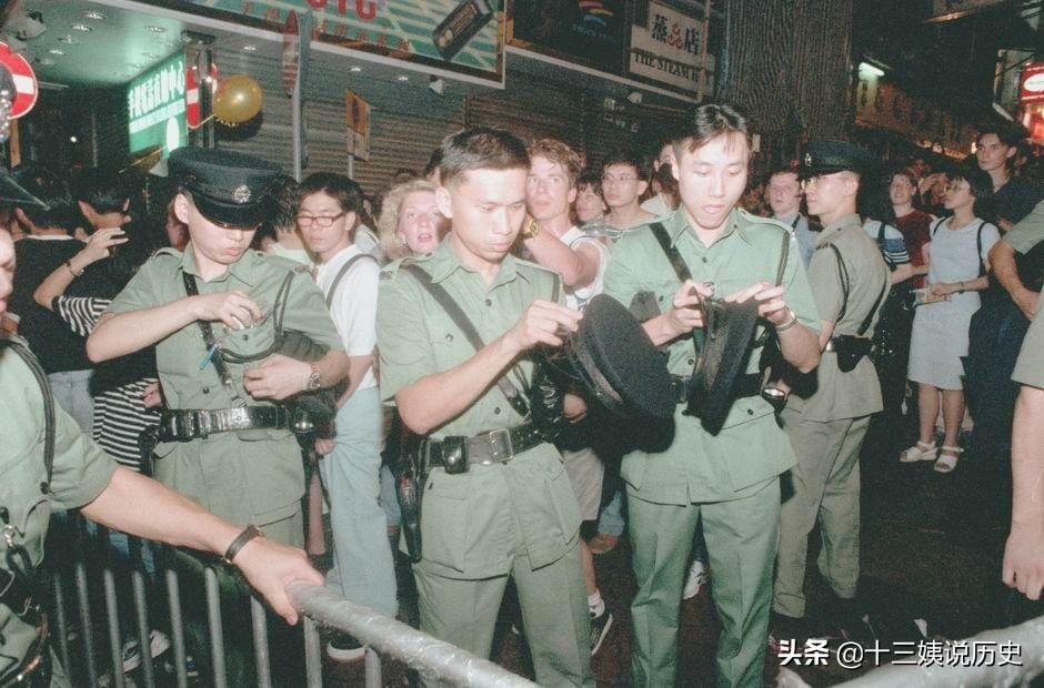 香港资料正版大全，深度解读香港的多元魅力，香港多元魅力深度解读，正版资料大全